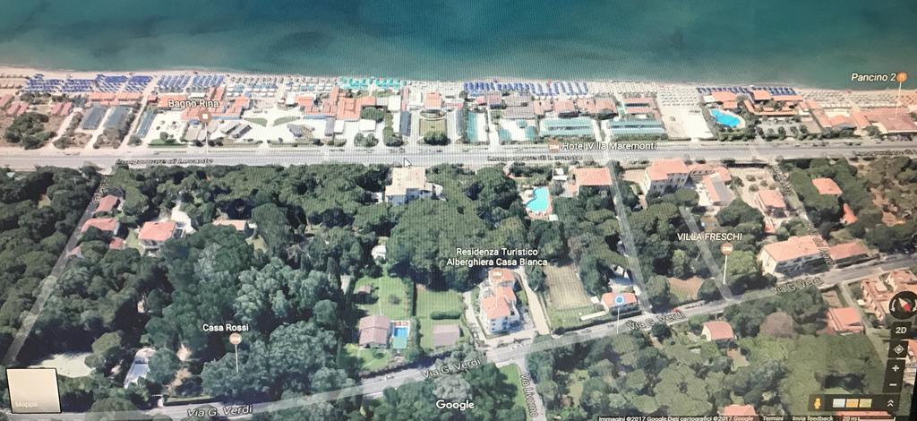 Residence Casa Bianca Marina di Massa Exterior photo